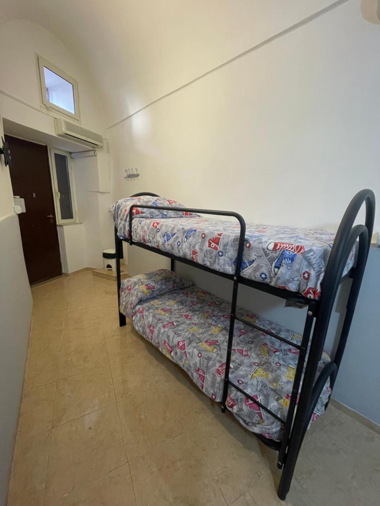 Apartamento Il Piccolo Rifugio Nápoles Exterior foto